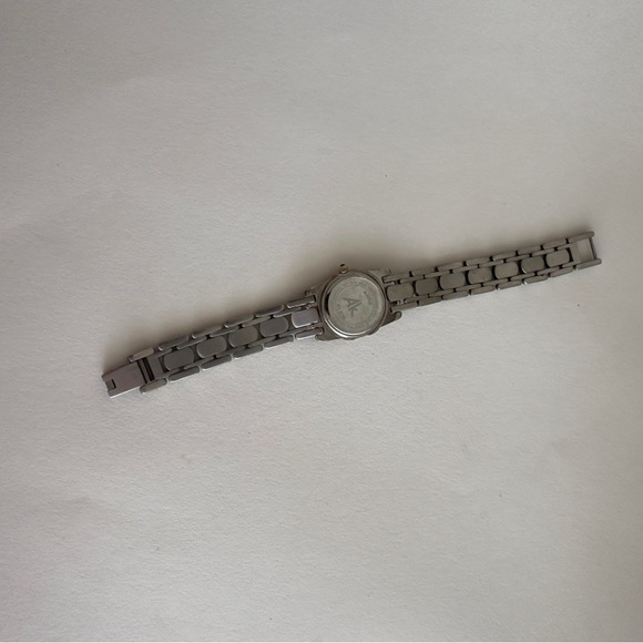 Anne Klein Two Tone Quartz Analog Ladies Wrist Watch Vintage White Face Silver - Picture 6 of 13